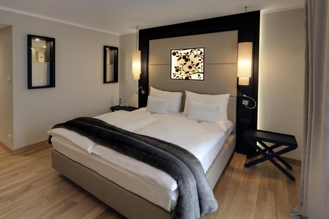 Double Room,727837045:JPEG